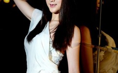 宝宝那么多水还说不要动图